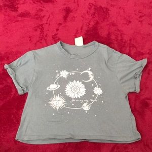 Cute crop top !!!🥰